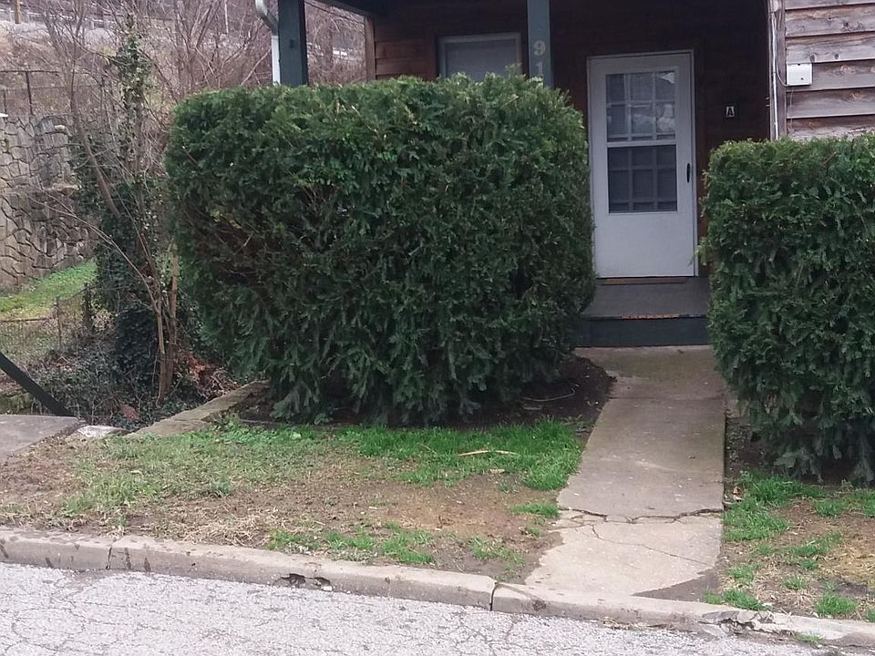 1st image of 914 Chilton St APT A