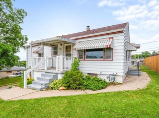 4460 Hillsdale Ave, Omaha, NE 68107