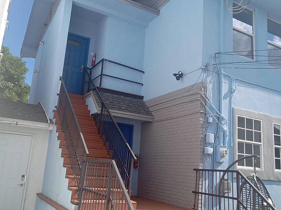 4th image of 816 9th Street