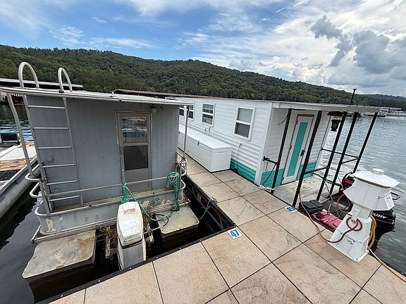 5th image of 775 Straight Creek Dock Rd #49