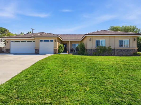 42165 Silver Puffs Dr, Lancaster, CA 93536