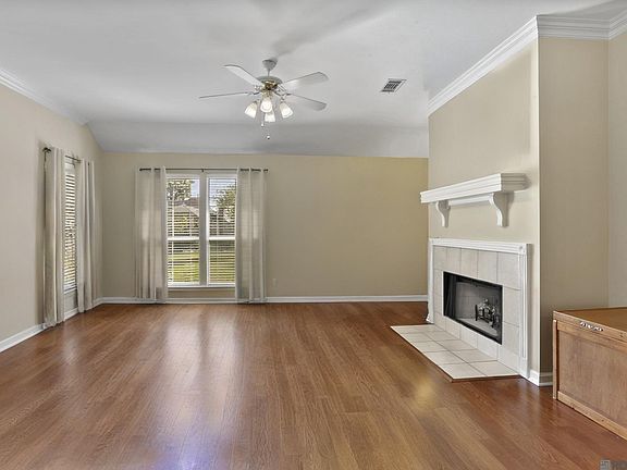 5th image of 38405 Oakleigh Ln