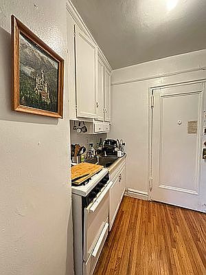 5th image of 195 Underhill Ave #6L