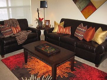 2nd image of 5103 Clark Ln APT 203