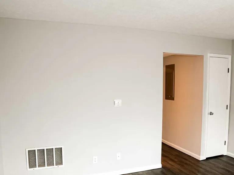 Dillsboro Townhomes — Photo 10