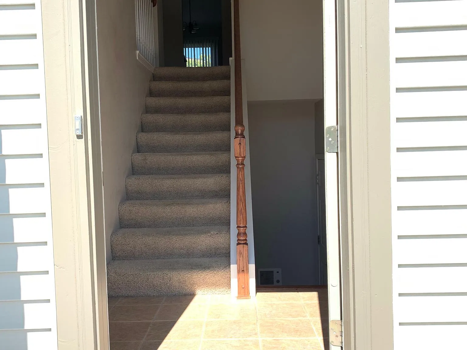 3 bed, 1706 sqft, $2,600 — Photo 2