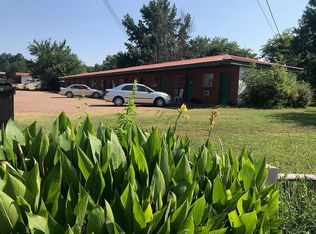 847 N Main St, Waldron, AR 72958