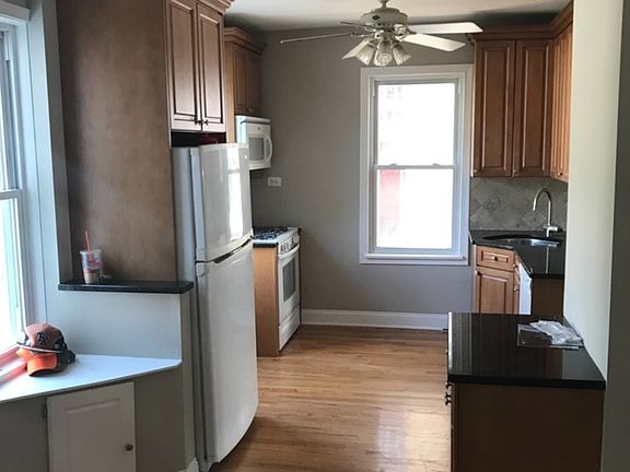 2nd image of 6544 N Harlem Ave