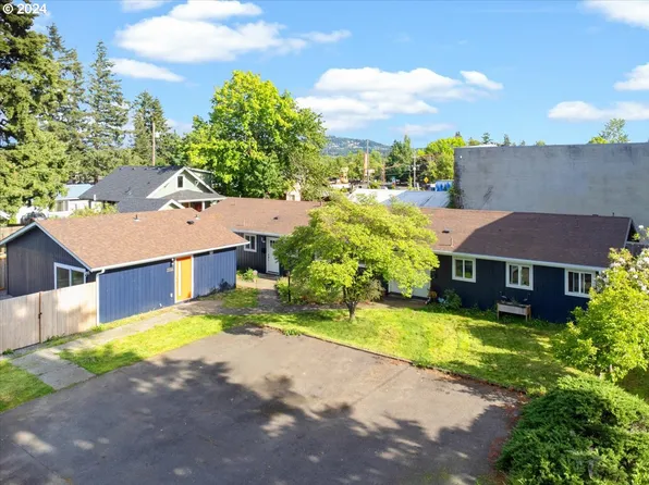 7710 SE Mitchell St, Portland, OR 97206
