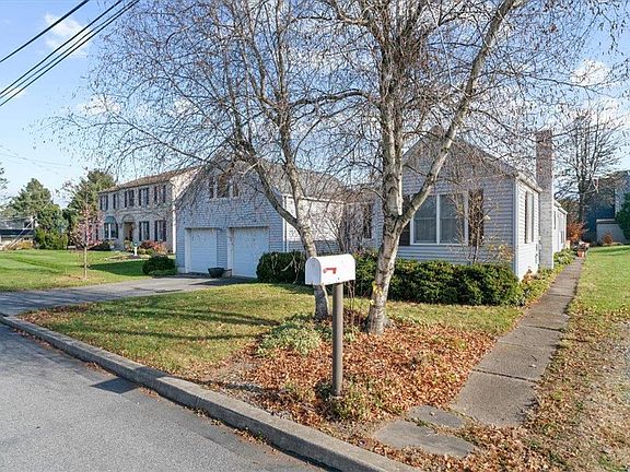 3rd image of 391 S Nulton Ave