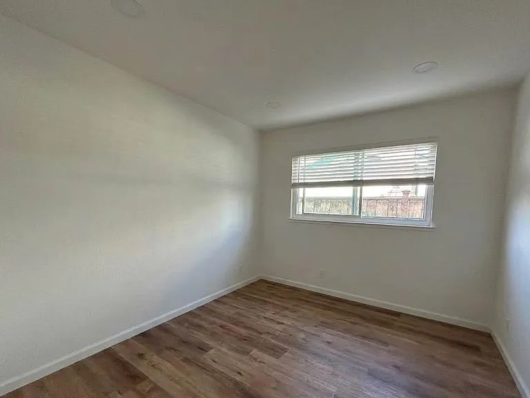 635 River View Dr — Photo 12