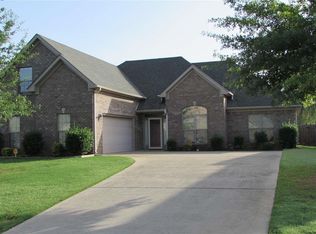 249 Queens Gate, Maylene, AL 35114