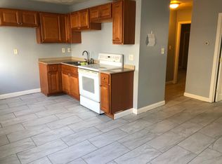 30 Orange St, Fall River, MA 02720