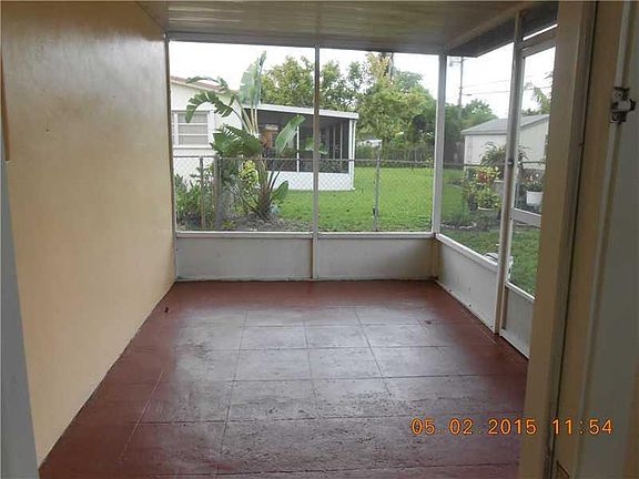 4th image of 18101 NW 9th Ave