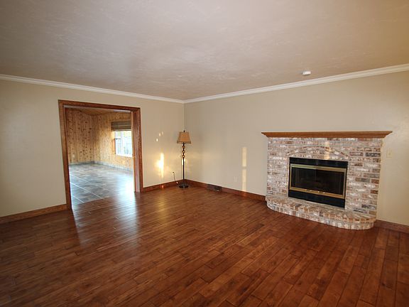 2nd image of 1556 Ponderosa Ave