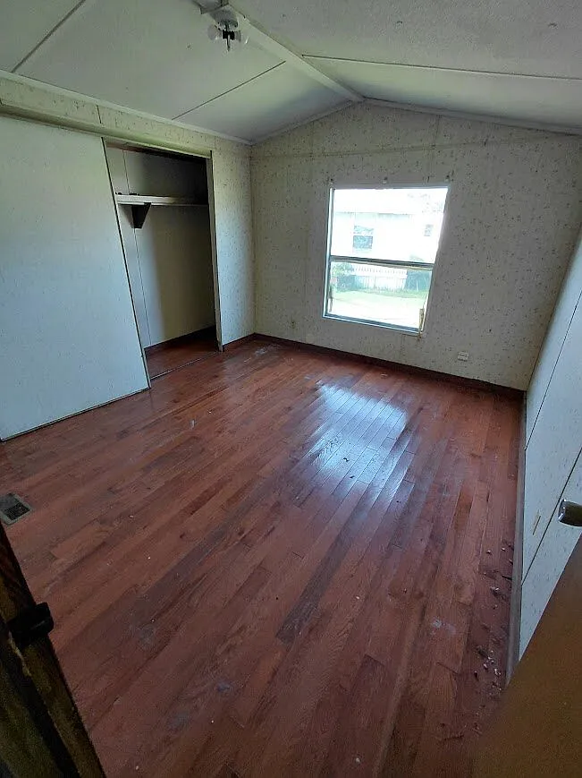 Lot 40 — Photo 2