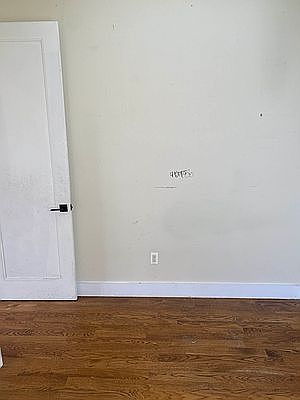 5th image of 292 Stockholm St APT 3R