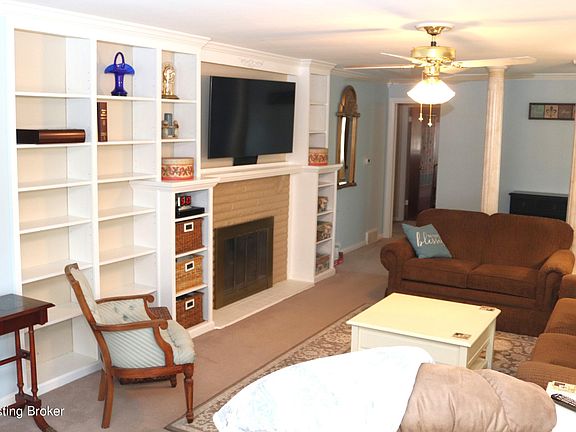 4th image of 3313 Heather Ln