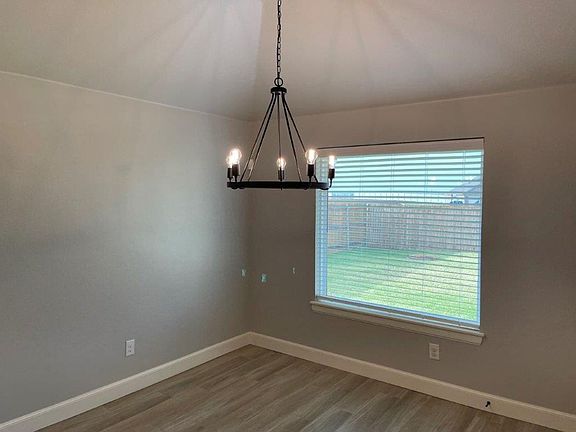 5th image of 18417 Autumn Grove Dr