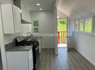 1025 S Victoria Ave #B, Corona, CA 92879