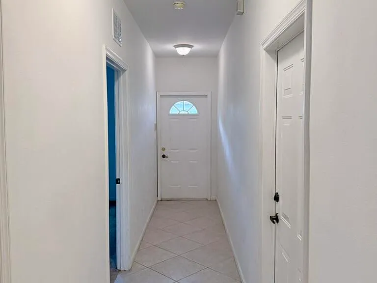 9766 Galleon Dr — Photo 2