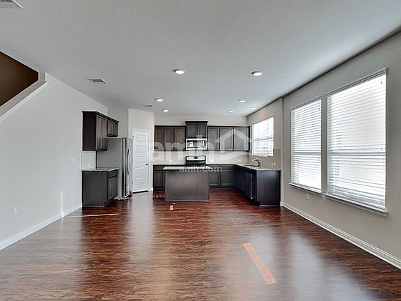 4th image of 5904 Gerard Dr