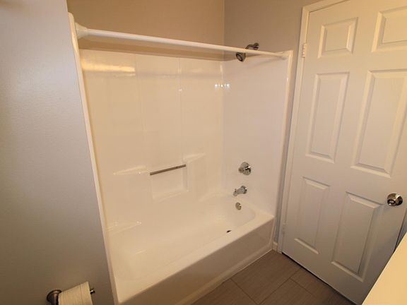 5th image of 3016 Honolulu Ave APT 5