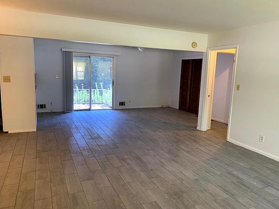 5th image of 1252 Mary Dale Dr