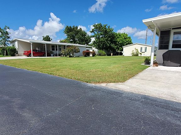 3rd image of 305 Bottlebrush Ct #190