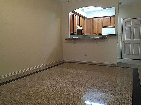 5th image of 9400 Bellaire Blvd Unit 512