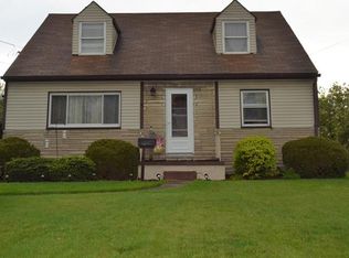 96 N Beverly Ave, Youngstown, OH