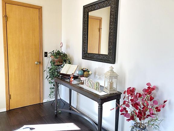 4th image of 102 Ouita Cir