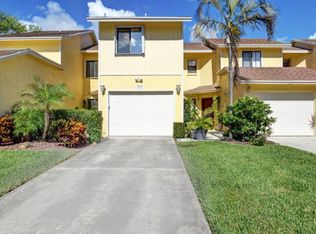 1535 Woodbridge Lakes Cir, West Palm Beach, FL 33406