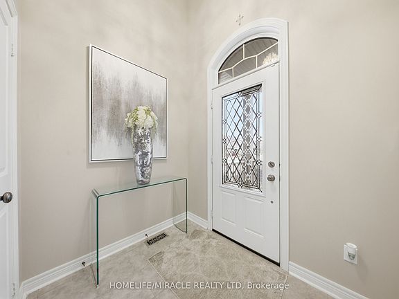3rd image of 79 Willoughby Way