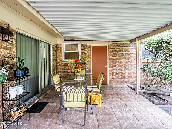 4th image of 8557 VERMANTH Road