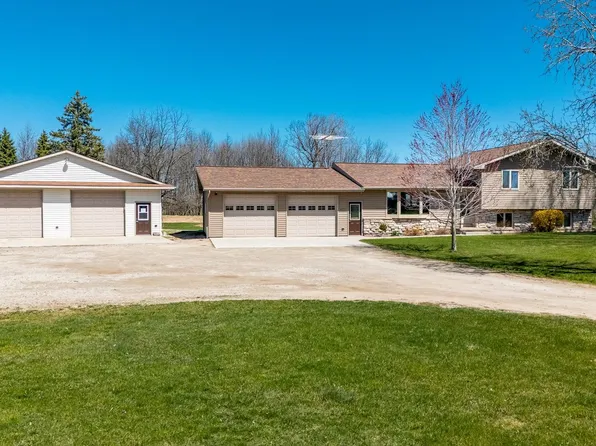W3994 Us Highway 10, Menasha, WI 54952