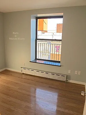 Rented by J Misrahi Realty Corp | media 4