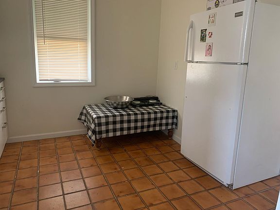 5th image of 4178 Culver St