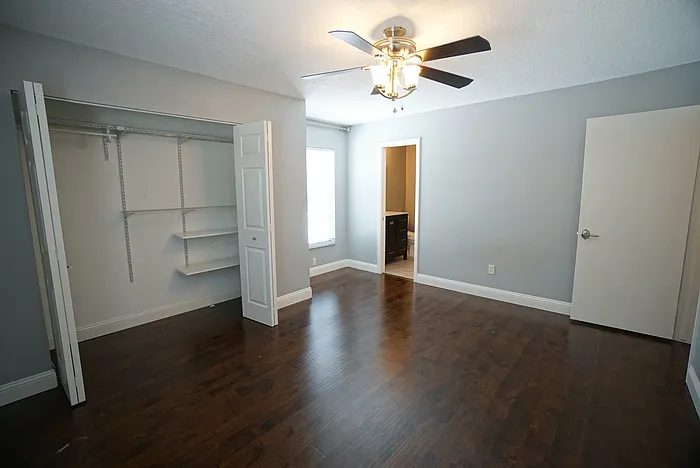 3323 W Swann Ave — Photo 24