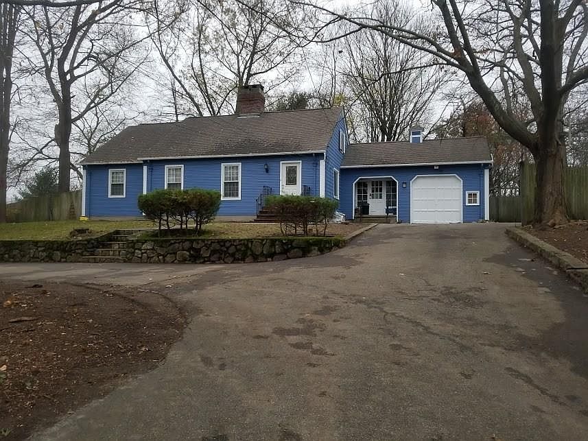 1st image of 362 Fruit Hill Ave