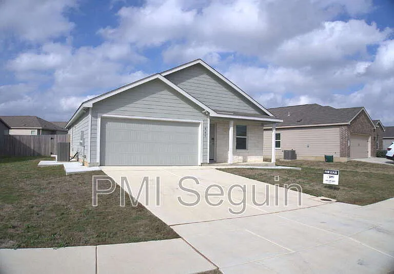 809 Riviera Ct — Photo 22