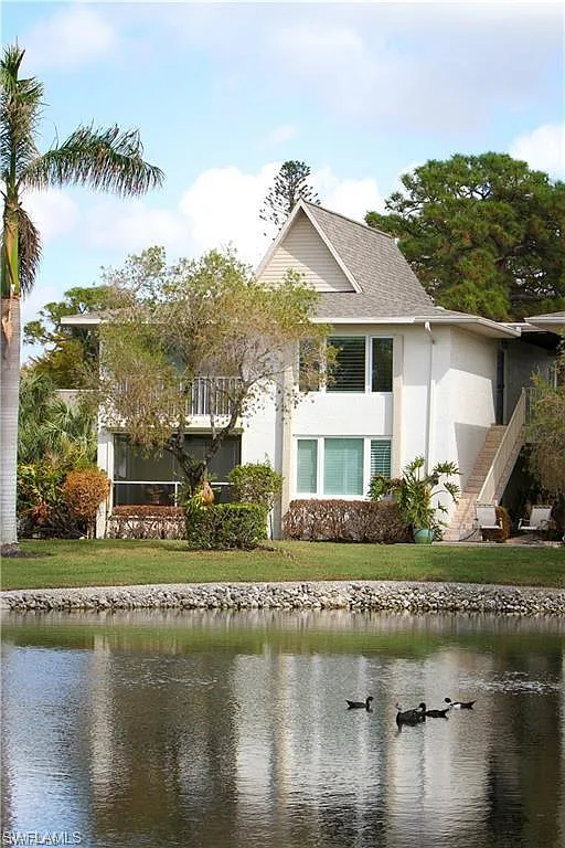2 bed, 2.0 bath, 1550 sqft, $7,500 — Photo 3