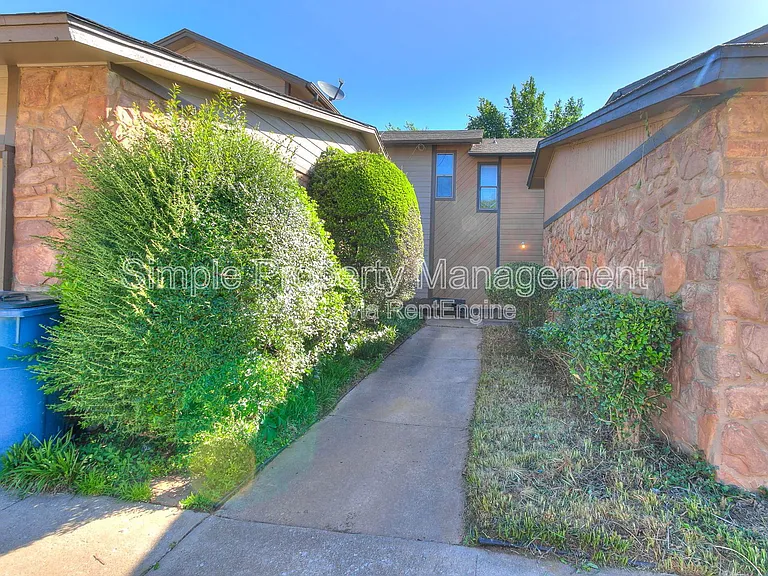 3716 Summer Cloud Dr — Photo 2