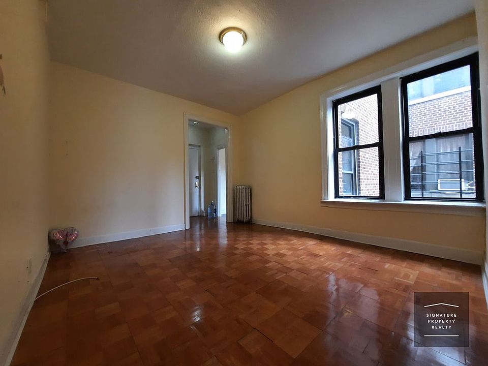 1st image of 1044 45th St #P3