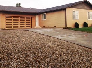 506 Reed St E, Zillah, WA 98953