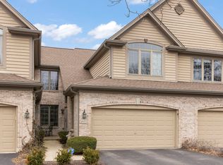 26W172 Klein Creek Dr, Winfield, IL 60190