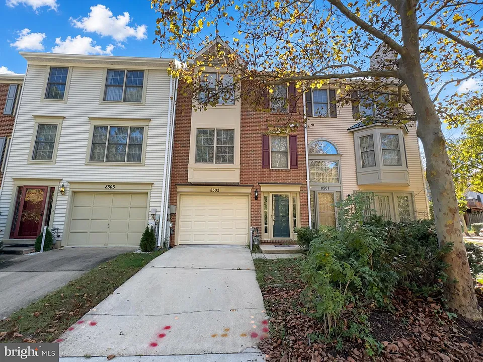 8503 Woodland Manor Dr