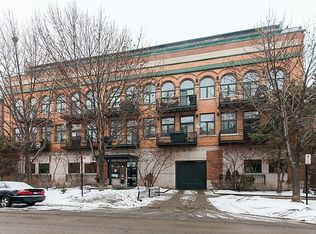 920 W Sheridan Rd APT 302, Chicago, IL 60613