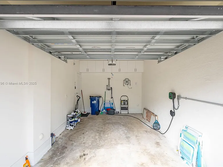 4450 NW 83rd Pkwy — Photo 39