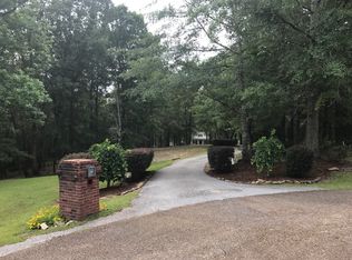 2185 Maple Ridge Dr, Meridian, MS 39301